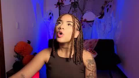 Snapshot of maryybellax chatting on 10-29-25, 11:39 maryybellax online show from 10-29-25, 11:39