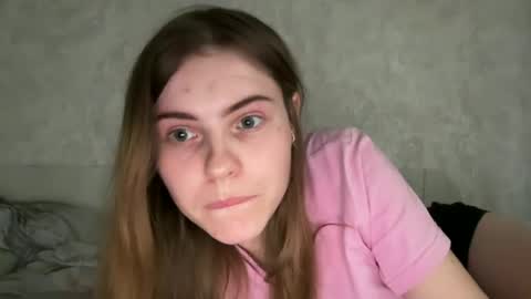 Snapshot of maryyourr chatting on 07-10-26, 04:31 MaryYourr online show from 07-10-26, 04:31
