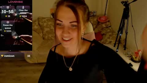 Snapshot of masha179807 chatting on 06-06-26, 08:24 Masha online show from 06-06-26, 08:24