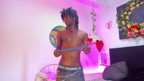 Snapshot of mashall_lee chatting on 02-26-26, 07:24 MARSHALL LEE online show from 02-26-26, 07:24