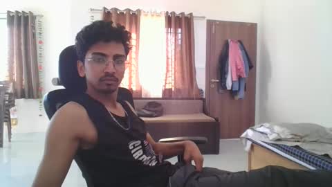 Snapshot of maskboyz2003 chatting on 02-10-25, 03:46 maskboyz2003 online show from 02-10-25, 03:46