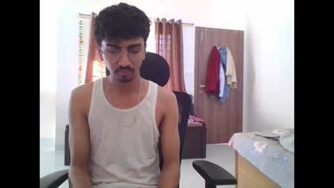 Snapshot of maskboyz2003 chatting on 02-17-25, 04:20 maskboyz2003 online show from 02-17-25, 04:20