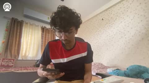 Snapshot of maskboyz2003 chatting on 09-28-25, 05:13 maskboyz2003 online show from 09-28-25, 05:13