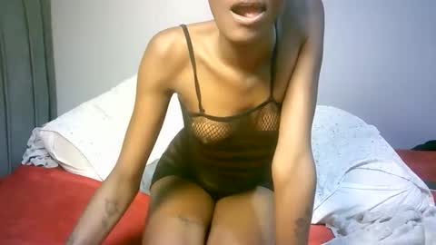 maskgang001 online show from 10-10-25, 02:54