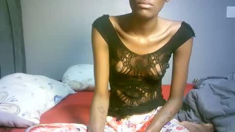 maskgang001 online show from 11-10-25, 02:10