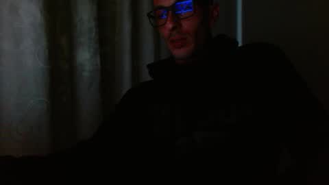 Snapshot of maskguy23 chatting on 10-01-25, 01:44 maskguy23 online show from 10-01-25, 01:44