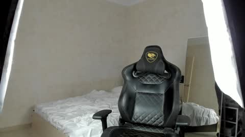 Mason online show from 01-28-25, 07:43