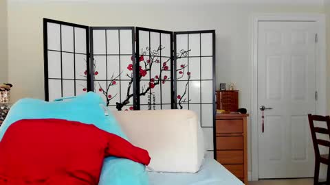 Roxanne Fook-Yu Rouge  Ms. Rouge if youre nasty online show from 03-04-25, 10:05