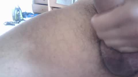 Snapshot of massimm43 chatting on 06-17-26, 01:01 massimm43 online show from 06-17-26, 01:01