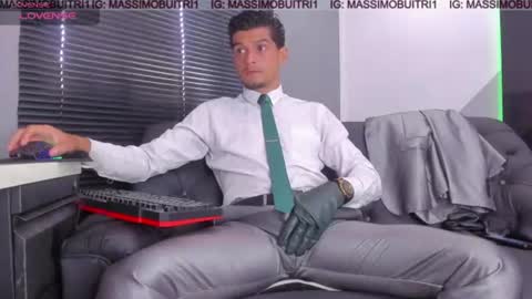 Snapshot of massimo_g chatting on 07-17-26, 01:18 I am Massimo online show from 07-17-26, 01:18