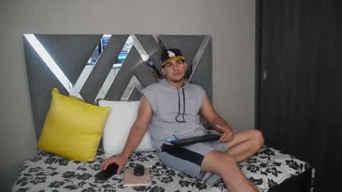 Snapshot of massimo_vidal chatting on 09-23-25, 12:08 massimo_vidal online show from 09-23-25, 12:08