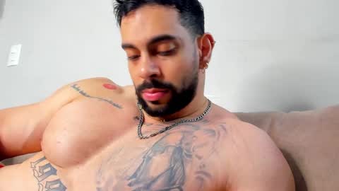 Snapshot of massimo_visconti chatting on 09-25-25, 03:54 massimo online show from 09-25-25, 03:54