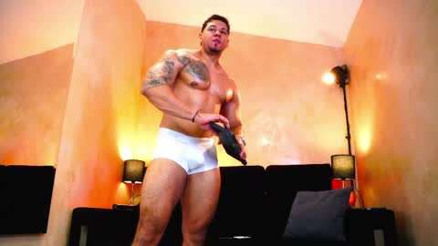 Snapshot of massimowalton2 chatting on 04-18-26, 04:44 massimowalton2 online show from 04-18-26, 04:44