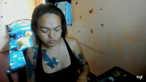 Snapshot of massivecockcum chatting on 01-13-25, 12:30 kimmy online show from 01-13-25, 12:30