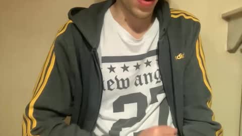 Snapshot of massiverob99 chatting on 01-16-26, 08:57 massiverob99 online show from 01-16-26, 08:57