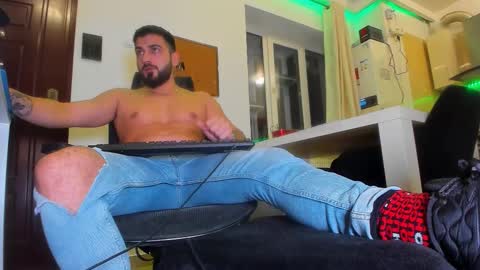 Snapshot of master9four chatting on 11-23-25, 10:20 Matthew online show from 11-23-25, 10:20