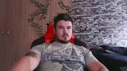 Snapshot of master__blue__eye chatting on 09-20-25, 12:28 Master Blue Eye online show from 09-20-25, 12:28