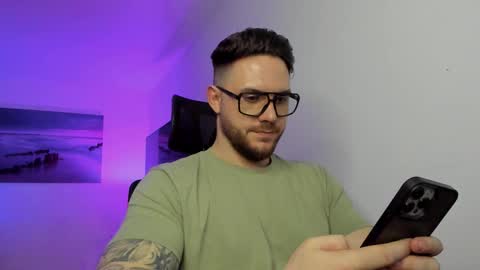 Alex online show from 01-13-26, 07:52