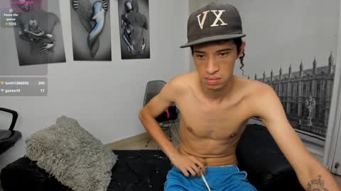 Snapshot of master_and_sumisse chatting on 01-26-25, 02:14 master and sumisse online show from 01-26-25, 02:14