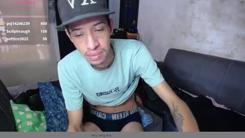 Snapshot of master_and_sumisse chatting on 10-11-25, 12:04 master and sumisse online show from 10-11-25, 12:04