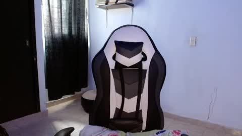 master_black777 online show from 04-08-26, 03:56