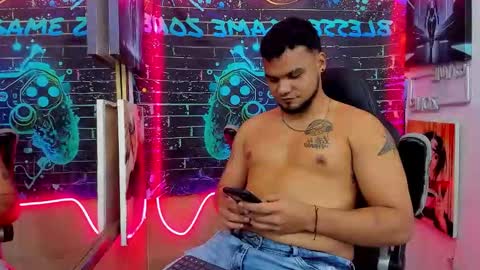 Snapshot of master_boy_1 chatting on 03-13-26, 08:04 master_boy_1 online show from 03-13-26, 08:04