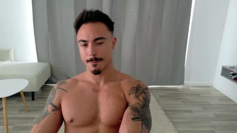 Snapshot of master_lukass chatting on 05-19-26, 01:39 master_lukass online show from 05-19-26, 01:39