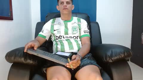 master melo online show from 11-11-25, 04:29