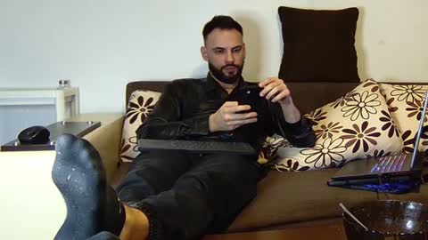 Snapshot of master_roberto333 chatting on 02-07-25, 10:41 SIR online show from 02-07-25, 10:41