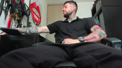 steven  online show from 01-30-25, 03:19