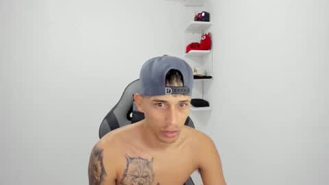 Snapshot of masteralda09 chatting on 11-04-25, 11:42 Alpha junior online show from 11-04-25, 11:42