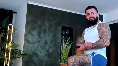 Snapshot of masterkingofmuscle chatting on 11-26-25, 09:27 masterkingofmuscle online show from 11-26-25, 09:27