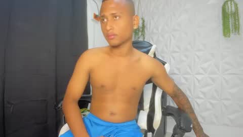 mastermorenohot23 online show from 05-06-26, 05:14