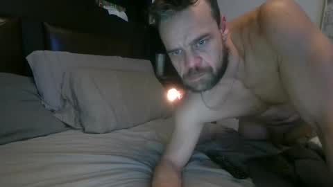 Snapshot of masterppp69 chatting on 11-23-25, 08:25 MASTERPPP online show from 11-23-25, 08:25