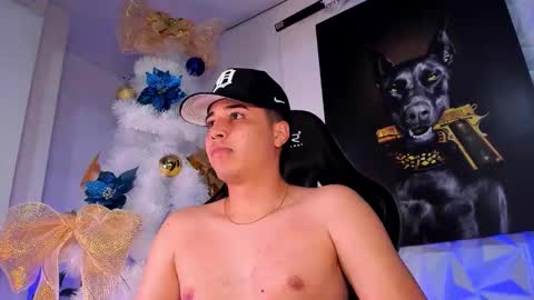 Snapshot of masters_boys chatting on 01-08-26, 05:43 KONAN online show from 01-08-26, 05:43