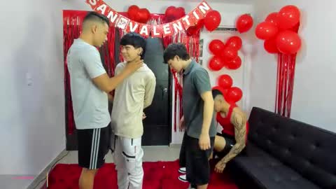 Team Cris Darwin- Fernando- Stiven- David online show from 02-08-26, 11:35