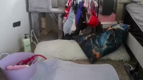 alex online show from 04-19-26, 07:27