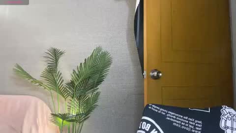 SuSu online show from 09-15-25, 02:33