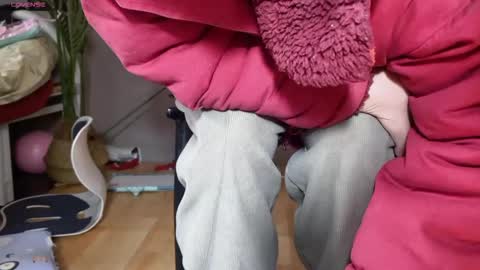 SuSu online show from 03-04-26, 05:24