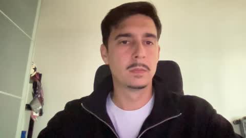 Snapshot of matahavi chatting on 02-10-25, 03:21 Aaron online show from 02-10-25, 03:21