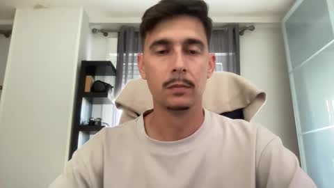 Snapshot of matahavi chatting on 10-15-25, 02:39 Aaron online show from 10-15-25, 02:39