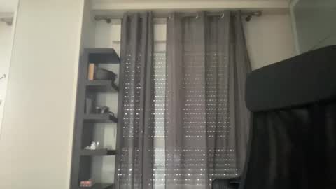 Snapshot of matahavi chatting on 11-03-25, 02:40 Aaron online show from 11-03-25, 02:40