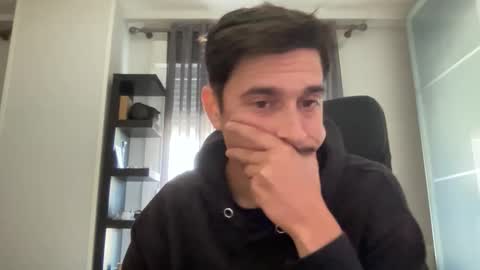 Snapshot of matahavi chatting on 11-22-25, 10:58 Aaron online show from 11-22-25, 10:58