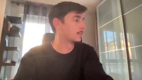 Snapshot of matahavi chatting on 11-25-25, 04:18 Aaron online show from 11-25-25, 04:18