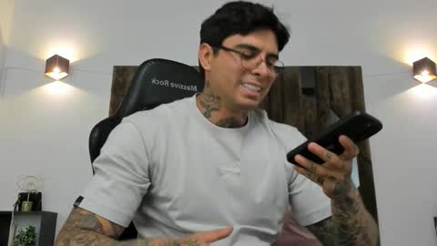 mateo_dilucajs1 online show from 10-19-25, 08:09