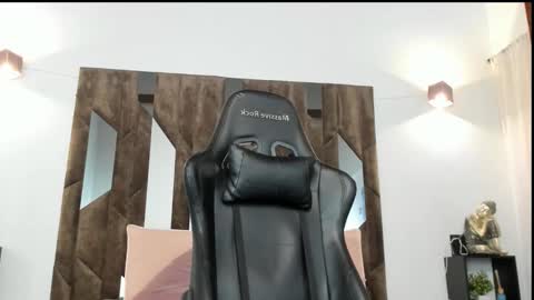 mateo_dilucajs1 online show from 10-28-25, 10:08