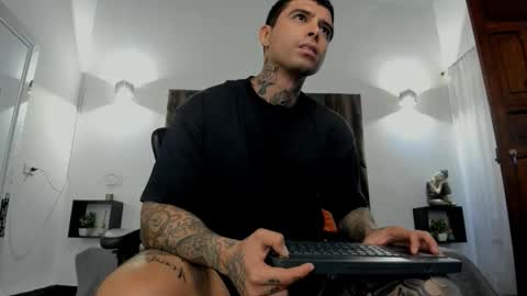 mateo_dilucajs1 online show from 11-29-25, 10:18