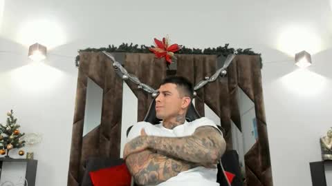 mateo_dilucajs1 online show from 12-05-25, 08:16