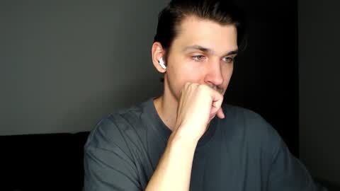 Snapshot of mateo_zeus chatting on 10-13-25, 10:43 mateo_zeus online show from 10-13-25, 10:43