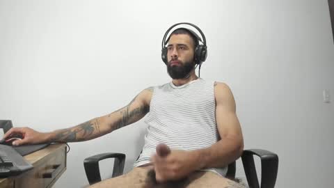 Matheus     online show from 12-31-24, 03:45